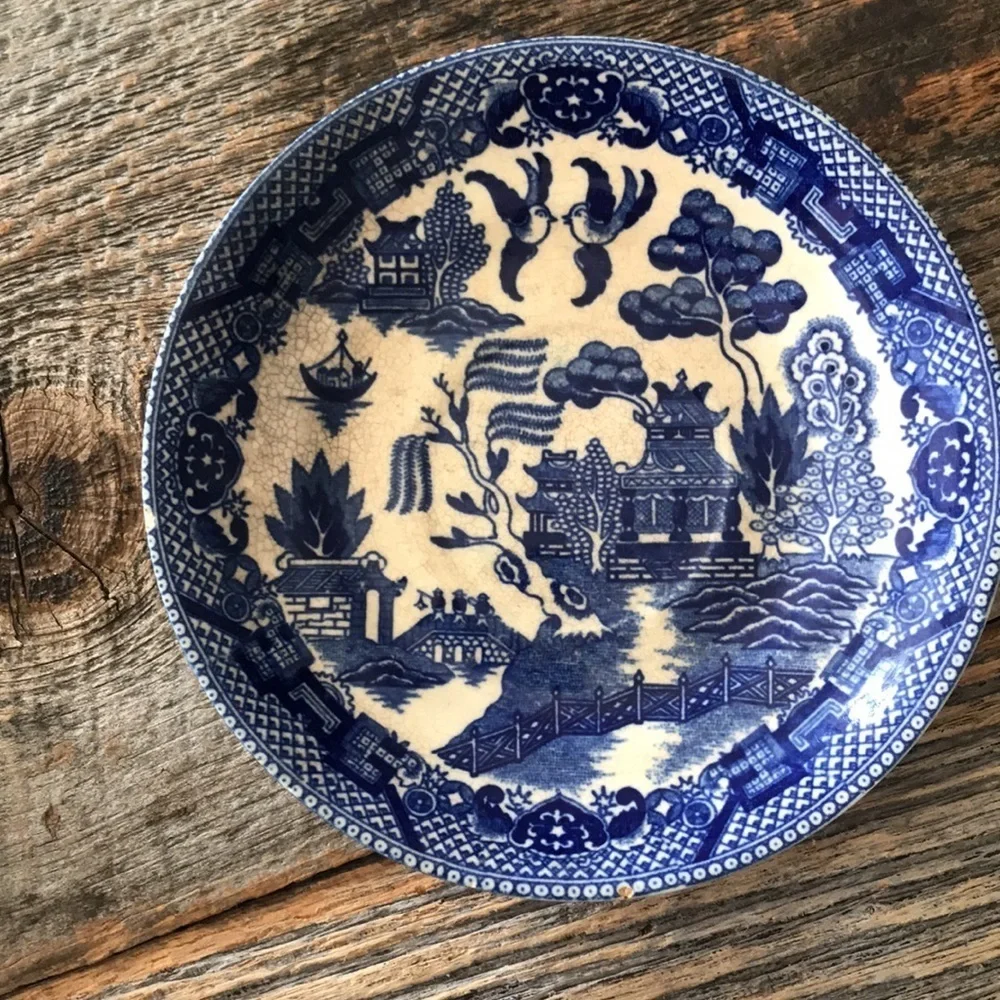 Blue Willow Saucers - Vintage - Set of Six